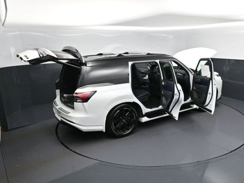 New 2026 INFINITI QX80 4WD w/ Sport Exterior Package image 52