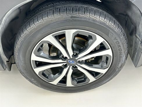 Used 2019 Subaru Forester Limited w/ Popular Package #3 image 34