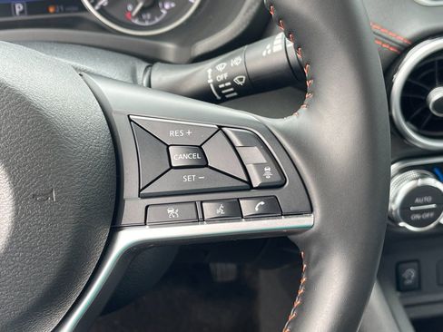 Used 2025 Nissan Sentra SR image 26