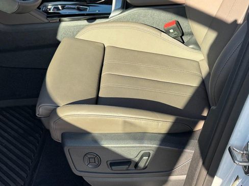 New 2025 Audi Q5 Premium Plus image 18