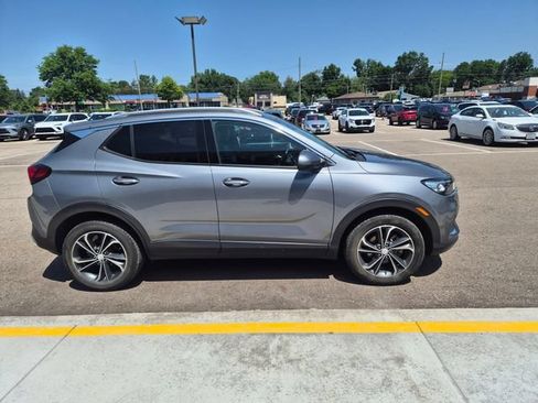 Used 2021 Buick Encore GX Essence FWD image 4