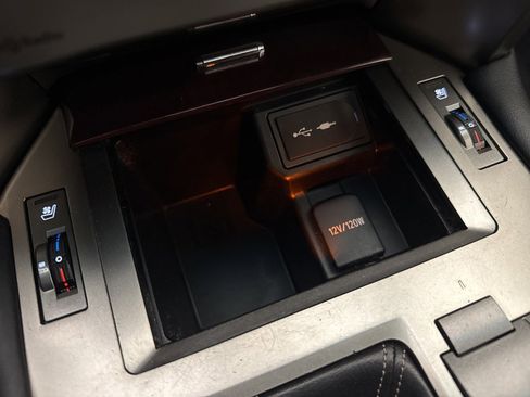 Used 2016 Lexus GX 460 image 35