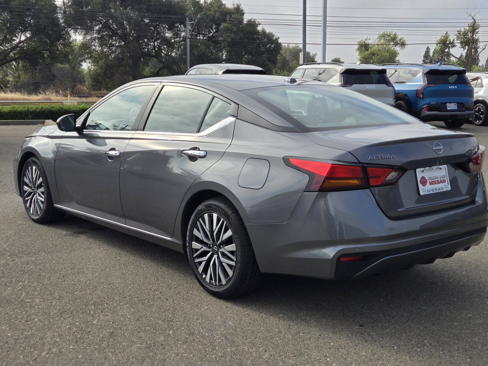 Certified 2025 Nissan Altima 2.5 SV FWD image 6