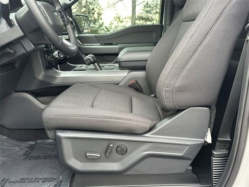 New 2026 Ford F150 XLT w/ Equipment Group 302A MID image 9
