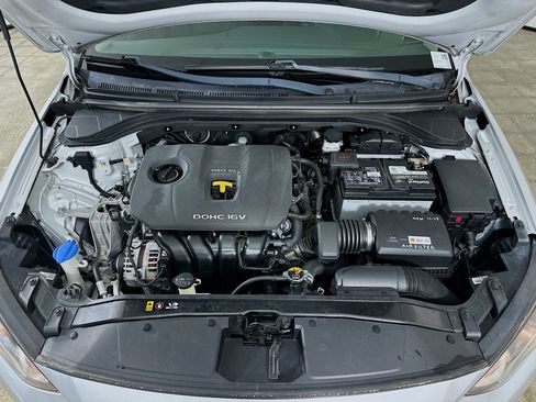 Used 2018 Hyundai Elantra SEL image 31