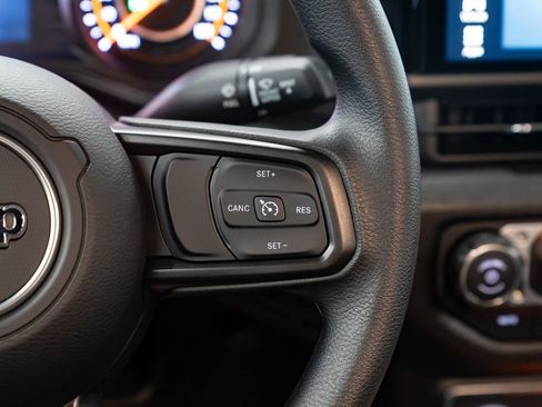 New 2026 Jeep Gladiator Sport AWD/4WD image 16