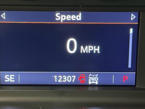 Used 2022 Chevrolet Silverado 2500 LT w/ Convenience Package image 34