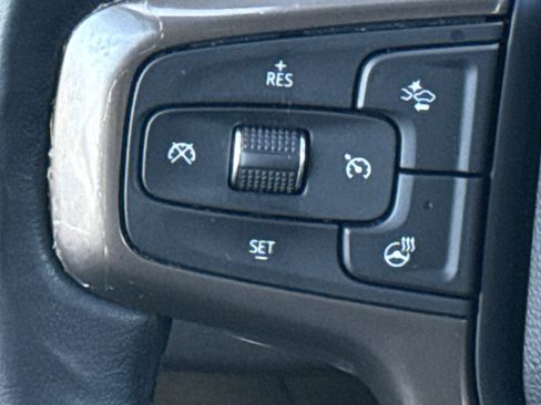 Used 2022 Chevrolet Tahoe High Country w/ Premium Package AWD/4WD image 19