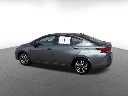 Used 2025 Nissan Versa SV FWD image 9