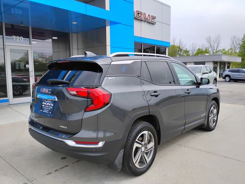 Used 2019 GMC Terrain SLT w/ Preferred Package AWD/4WD image 34