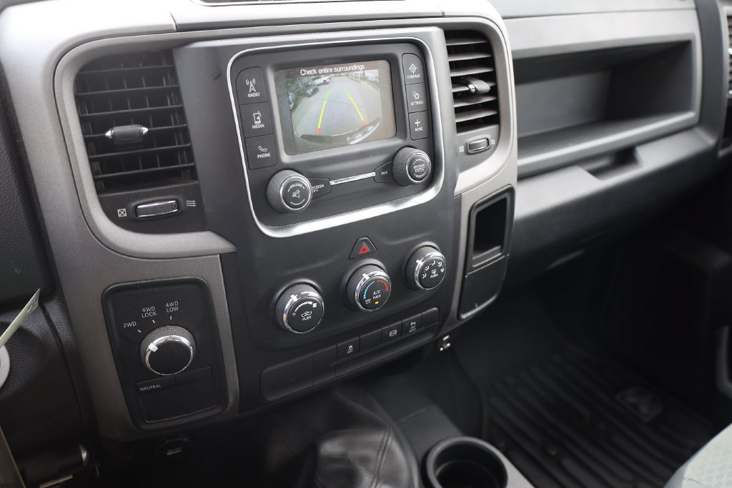 Used 2016 RAM 2500 Tradesman w/ Chrome Appearance Group AWD/4WD image 15