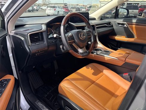 Used 2022 Lexus RX 350L FWD w/ Premium Package image 8