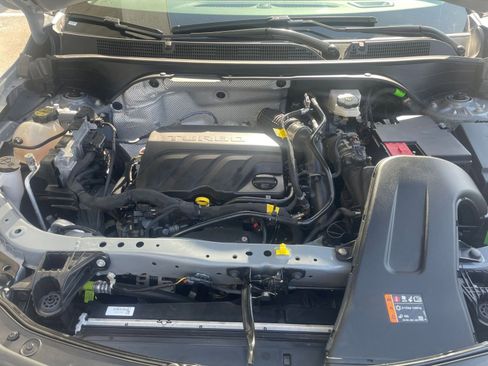 Used 2025 Buick Envista Preferred FWD image 31