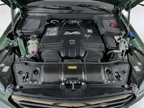 New 2026 Mercedes-Benz GLS 580 4MATIC image 11