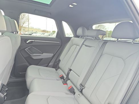 Certified 2025 Audi Q3 2.0T Premium w/ Convenience Package image 14