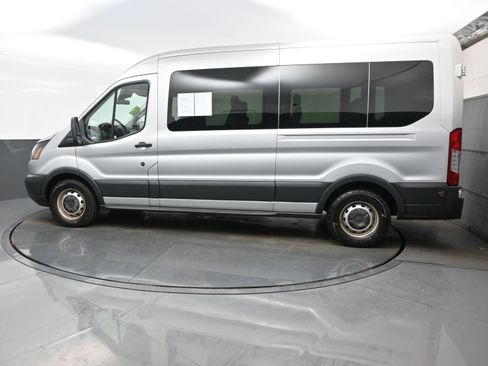 Used 2016 Ford Transit 350 XL image 3