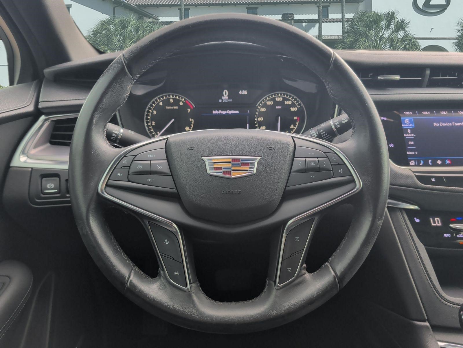 Used 2023 Cadillac XT5 Luxury FWD image 13