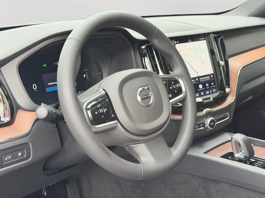 Certified 2024 Volvo XC60 T8 Plus w/ Climate Package AWD/4WD image 18