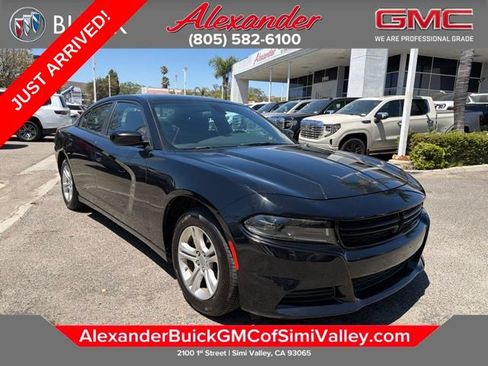Used 2023 Dodge Charger SXT RWD image 1