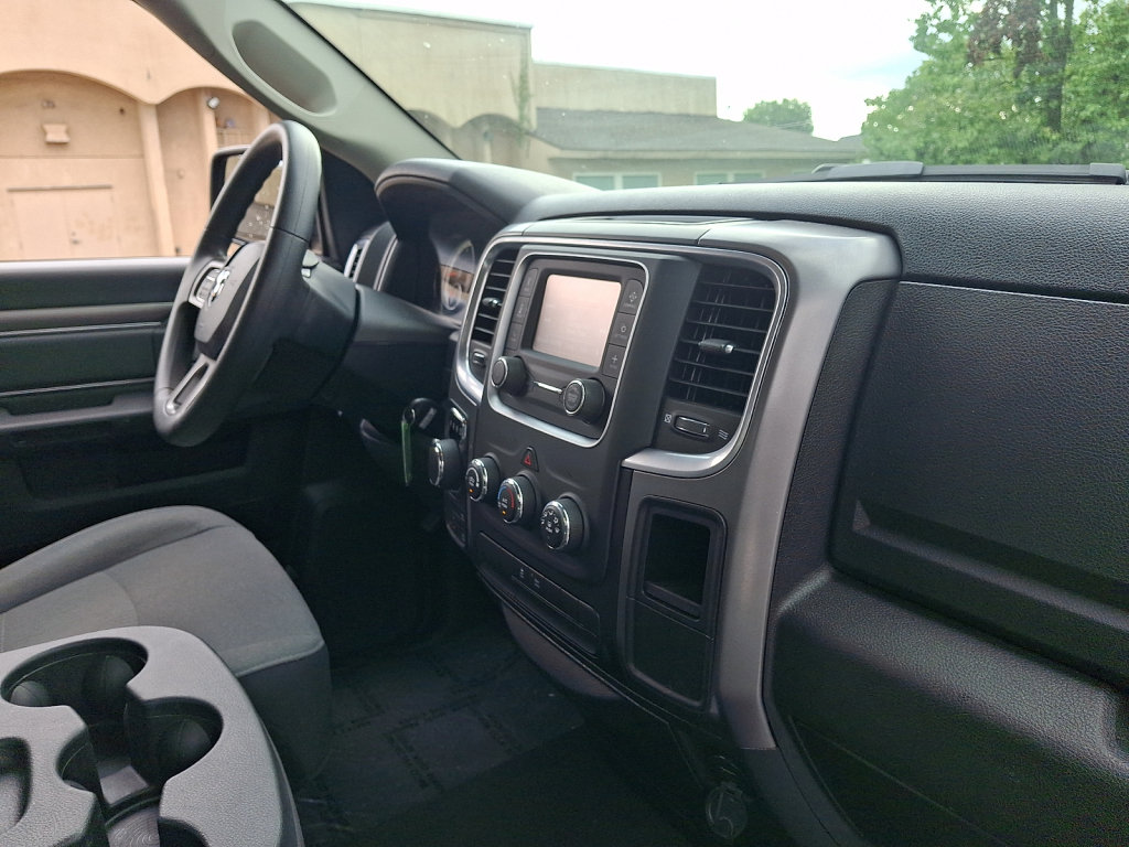Used 2024 RAM 1500 Classic SLT AWD/4WD image 12
