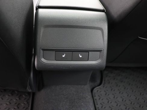 Used 2025 Volkswagen Jetta SEL image 14