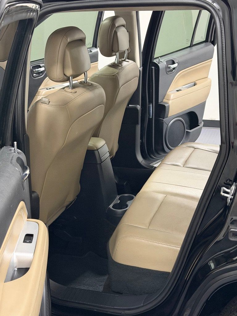 Used 2015 Jeep Compass Limited FWD image 9