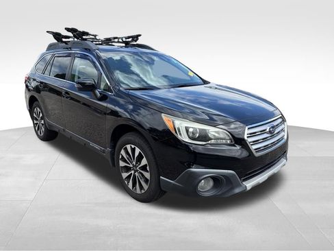 Used 2017 Subaru Outback 3.6R Limited AWD/4WD image 8