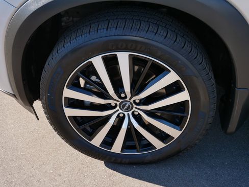 Used 2023 Nissan Pathfinder Platinum w/ Lighting Package (N93) image 15