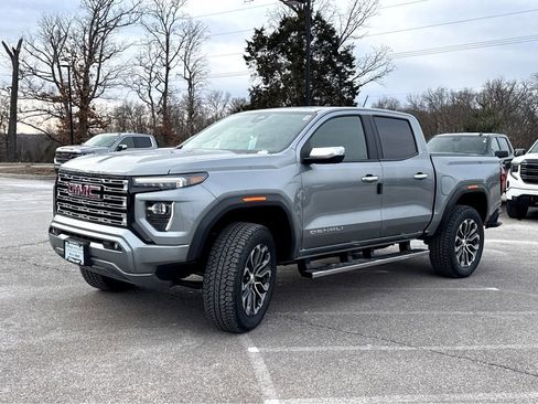New 2026 GMC Canyon Denali image 4