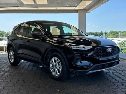 Used 2023 Ford Escape Active AWD/4WD image 28