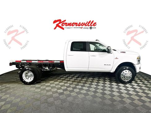 New 2026 RAM 5500 Big Horn 60CA Dually image 8