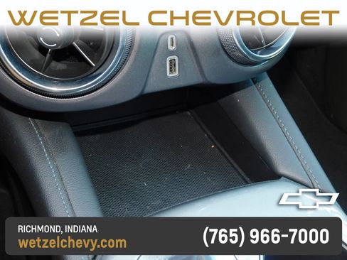 Used 2021 Chevrolet Blazer LT FWD image 37