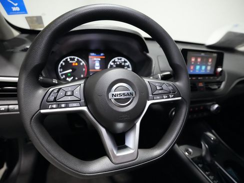 Used 2022 Nissan Altima 2.5 S image 13