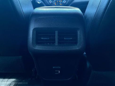 Used 2022 Chevrolet Equinox RS w/ LPO, Floor Liner Package AWD/4WD image 20