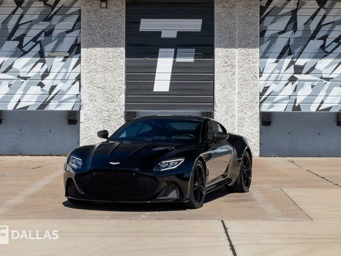 Used 2020 Aston Martin DBS Superleggera RWD image 5