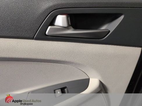 Used 2018 Hyundai Tucson SEL image 32