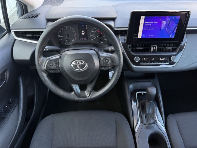 Used 2025 Toyota Corolla LE FWD image 13