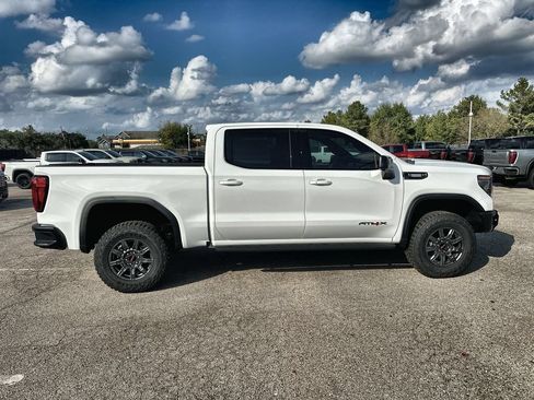 New 2026 GMC Sierra 1500 AT4X AWD/4WD image 10