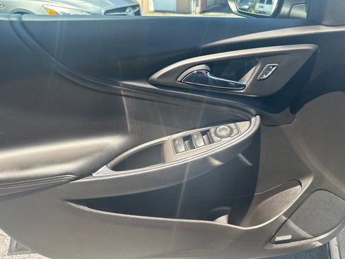 Used 2016 Chevrolet Malibu LT w/ Leather Package FWD image 19