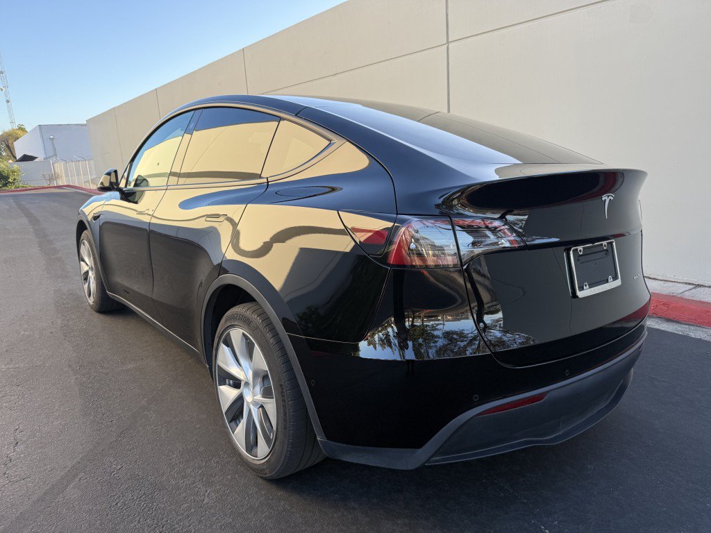 Used 2022 Tesla Model Y Long Range AWD/4WD image 4