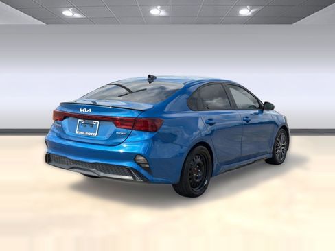 Used 2023 Kia Forte GT-Line w/ GT-Line Technology Package image 9