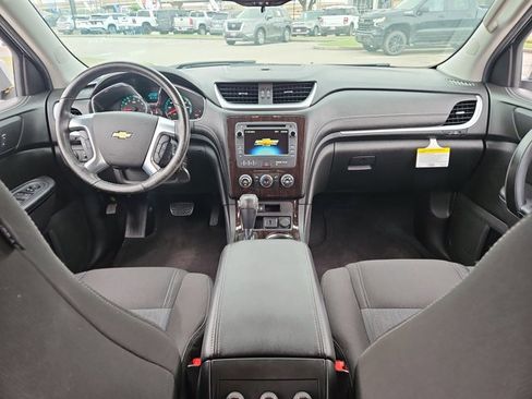 Used 2016 Chevrolet Traverse LT image 15
