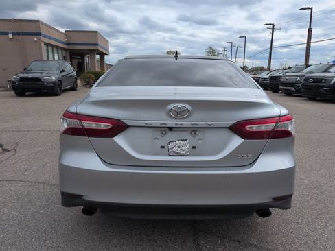 Used 2018 Toyota Camry XLE w/ Driver Assist Package FWD image 6
