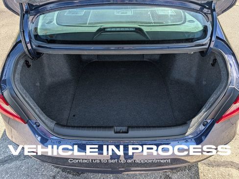 Used 2018 Honda Accord LX image 18