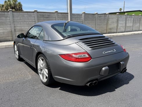 Used 2009 Porsche 911 Carrera S RWD image 3