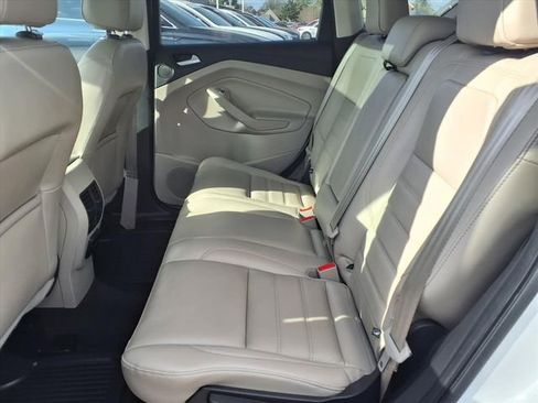 Used 2017 Ford Escape Titanium image 8