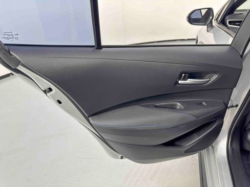 Used 2022 Toyota Corolla SE image 34