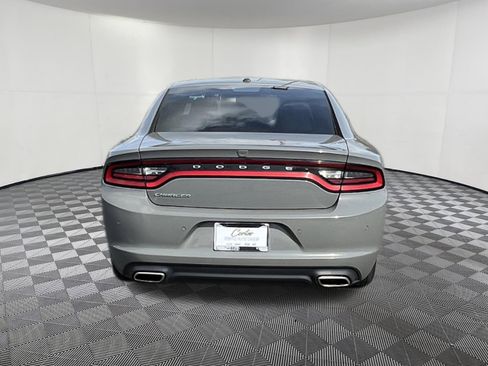 Used 2019 Dodge Charger SXT w/ Leather Interior Group RWD image 5