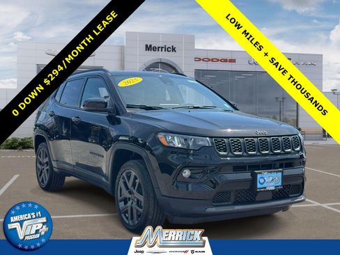 Used 2025 Jeep Compass Limited w/ Sun & Sound Group AWD/4WD image 1