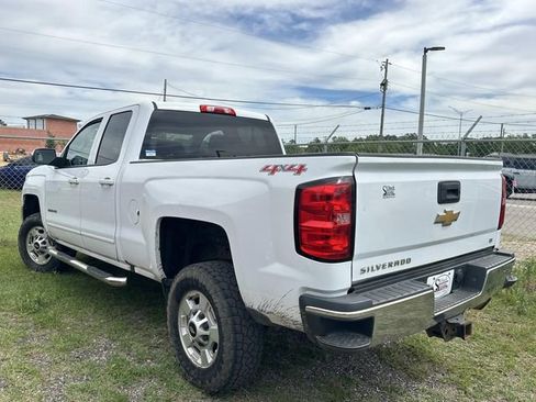Used 2017 Chevrolet Silverado 2500 LT AWD/4WD image 6